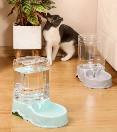 3.8L Automatic Pet Water Bowl – Large-Capacity Dog & Cat Dispenser